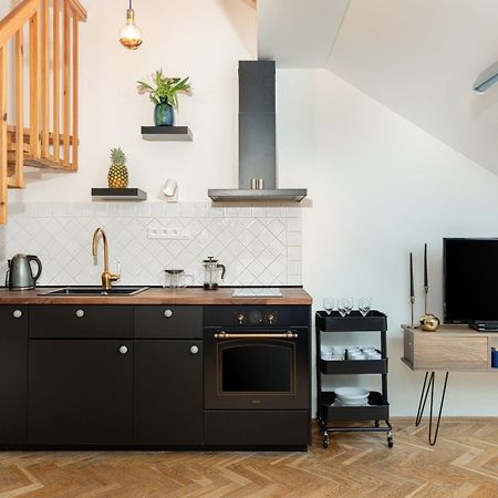 Utulny Apartman Blizko Centra Prahy Leilighet Praha Eksteriør bilde