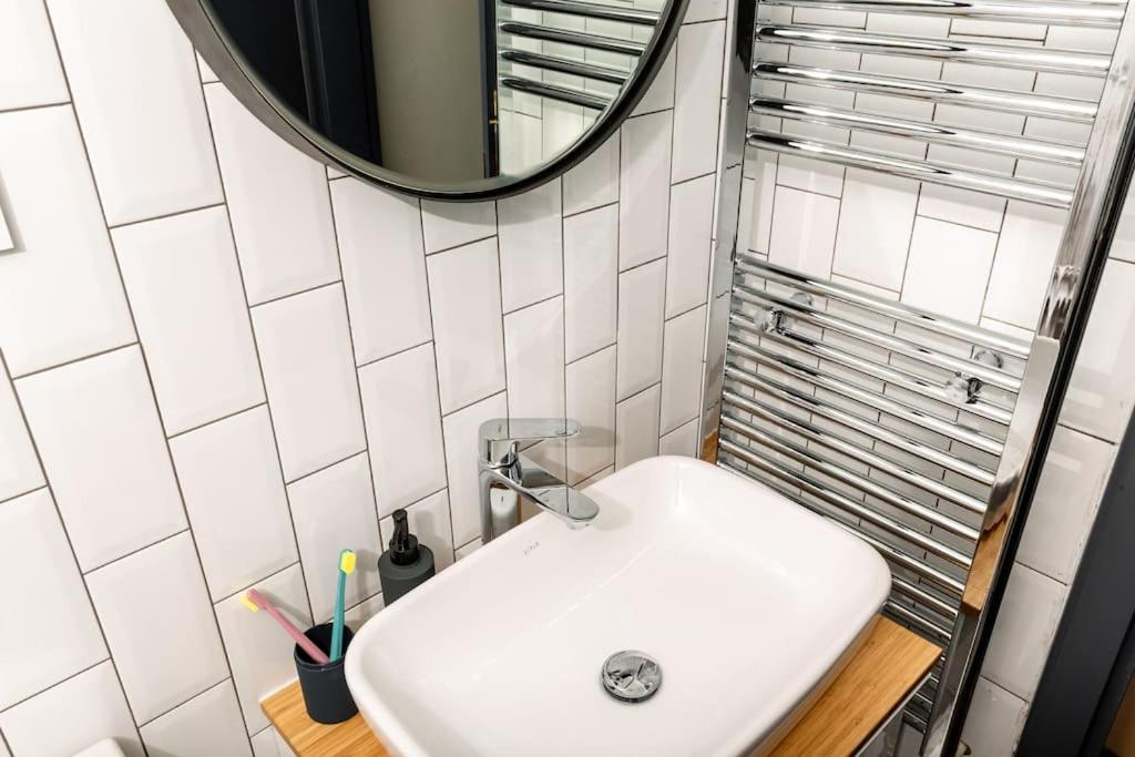 Utulny Apartman Blizko Centra Prahy Leilighet Praha Eksteriør bilde